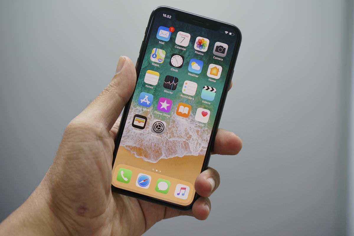 Foldable iPhone and iPhone 18 Pro: What Supply Chain Says
